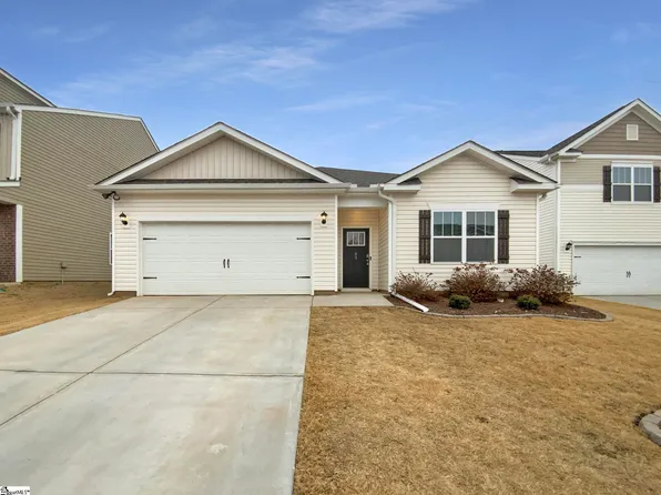 83 Oak Edge Ln, Greer, SC 29651