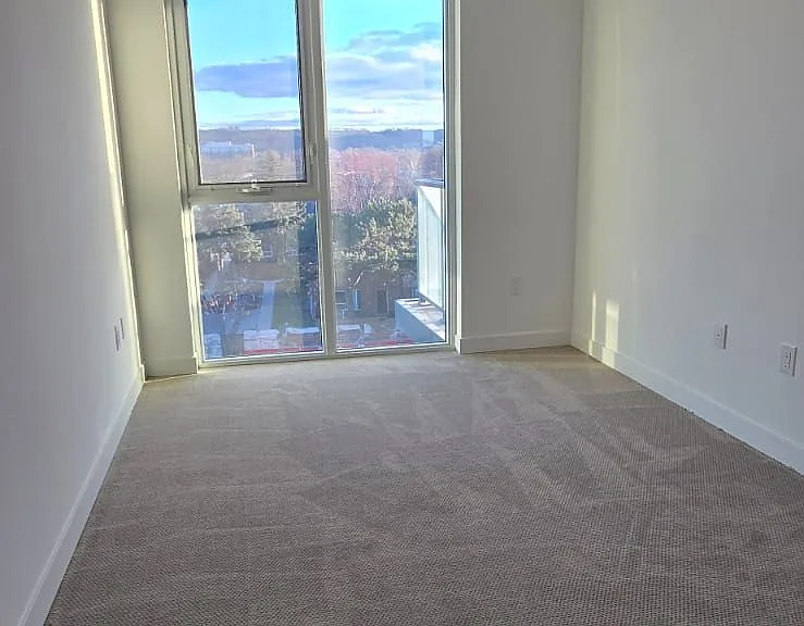 2782 Barton St E #401 — Photo 11