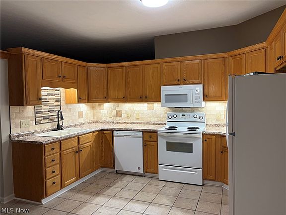 2nd image of 3461 E Prescott Cir