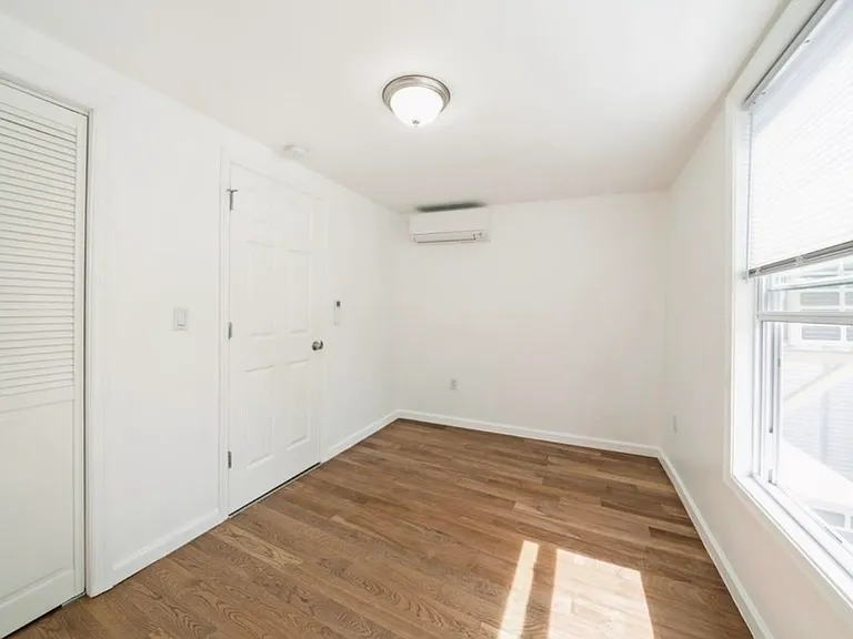 18 Wallis Ave #3 — Photo 8