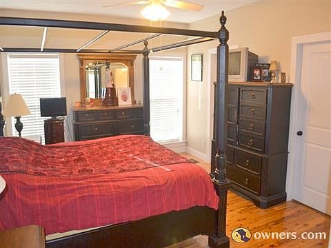 Master Bedroom with 2 walk in closets
