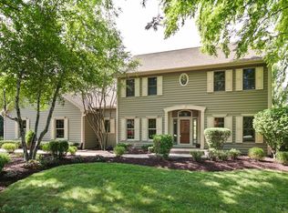 1411 Huron Dr, Spring Grove, IL 60081