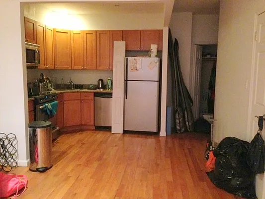 Rented by David Francis New York LLC | media 22