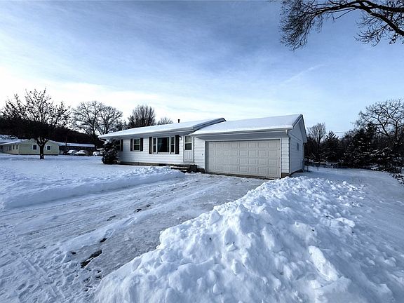 2nd image of 3140 Dale Road