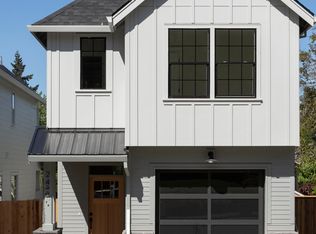 2476 Debok Rd, West Linn, OR 97068