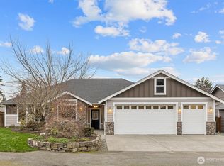 271 N Scotland Drive, Camano Island, WA 98282