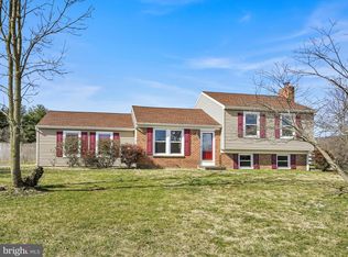 49 Bull Frog Rd, Grantville, PA 17028