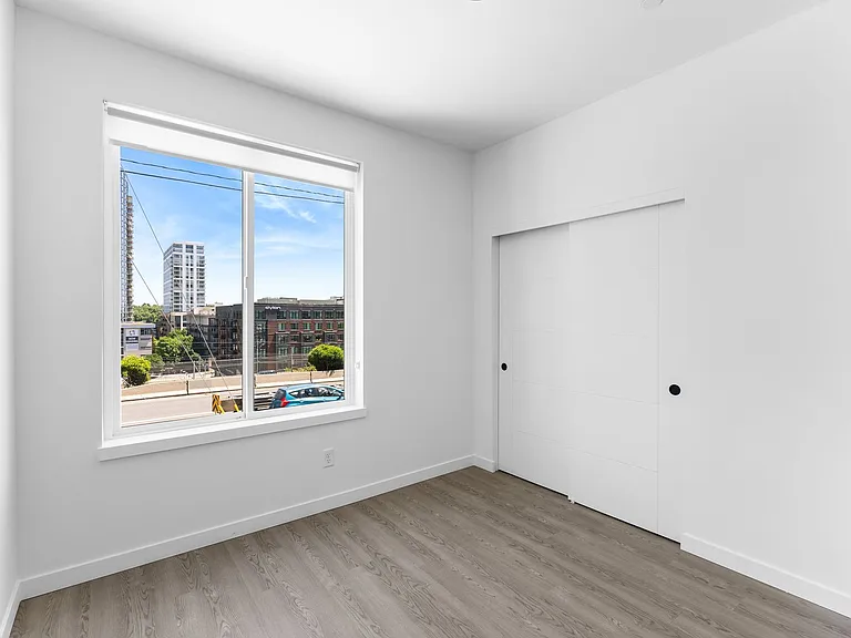 **4 Weeks Free Rent Upon Move In** | New Construction - Minutes From Downtown Pdx — Photo 27