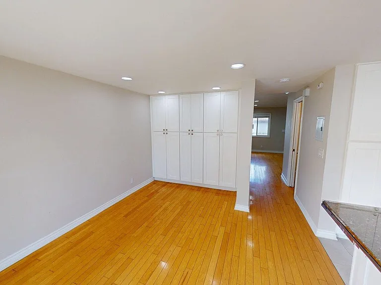 336 Green Moor Pl — Photo 8