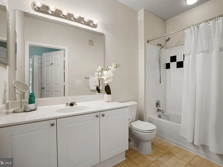 9486 Virginia Center Blvd #102 — Photo 14