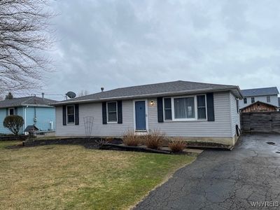 5928 Elmhurst Rd, Lake View, NY, 14085