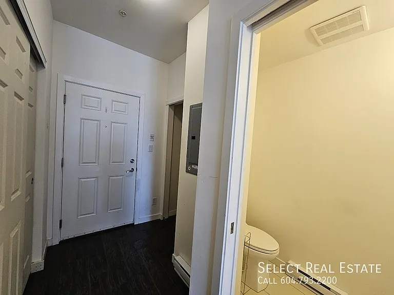 32059 Hillcrest Ave #AVENUE204-204 — Photo 6