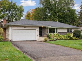 3341 Xenia Ave N, Crystal, MN 55422
