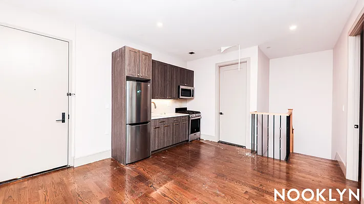 Rented by Nooklyn NYC LLC | media 4