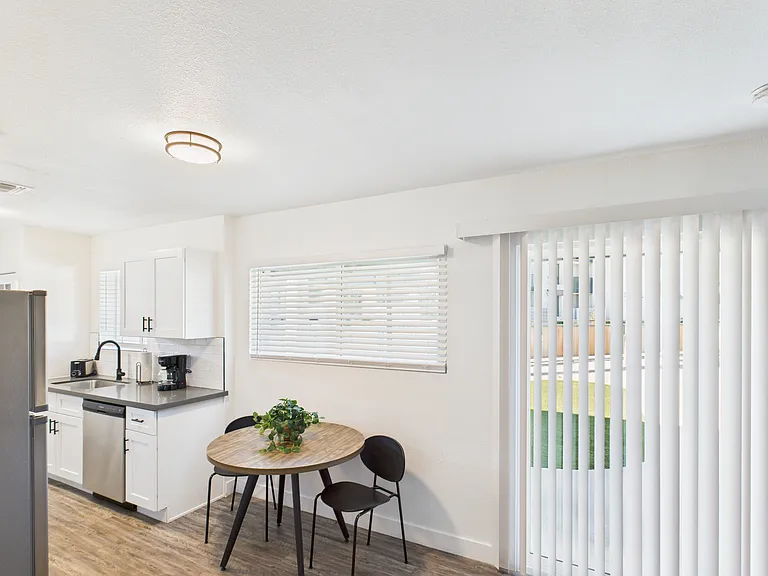 4625 N 73rd St #1001 — Photo 5
