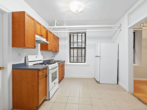 2nd image of 509 W 122nd St #B