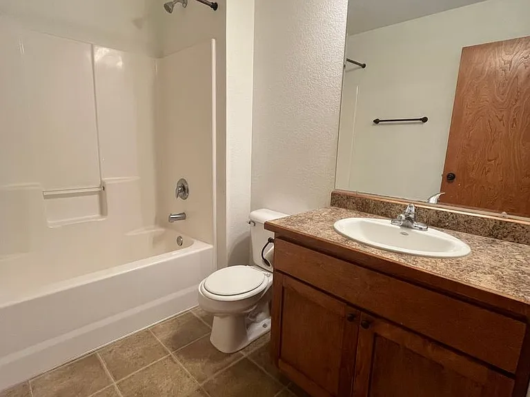 4230 N Jans Dr #9 — Photo 21
