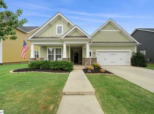 18 Lucerne Ct, Simpsonville, SC 29680