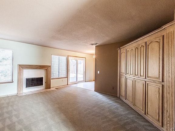 3rd image of 3278 Edgemont Ct