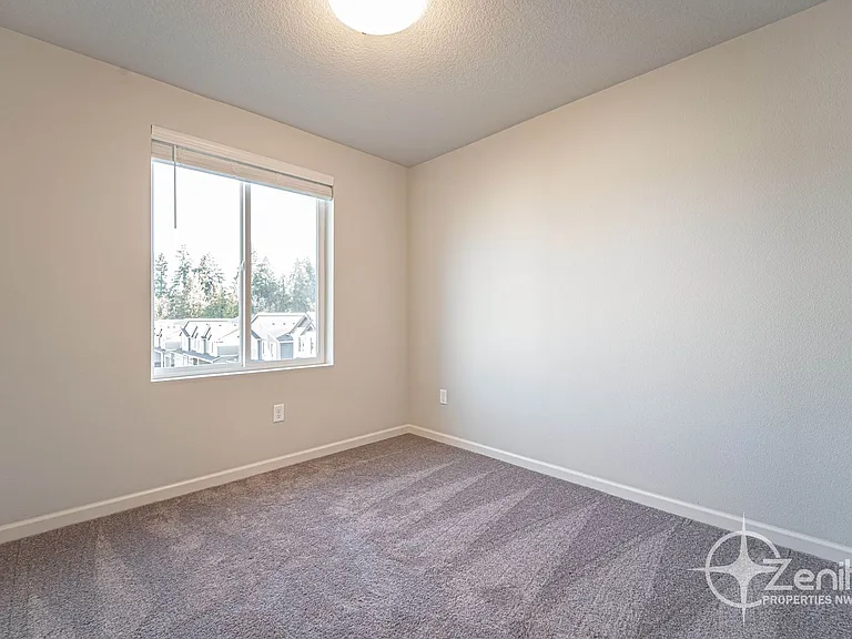 4261 S Cloverhill Way — Photo 16
