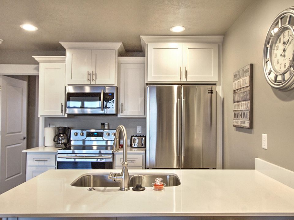 55 W Buttercup Ln Garden City UT Zillow