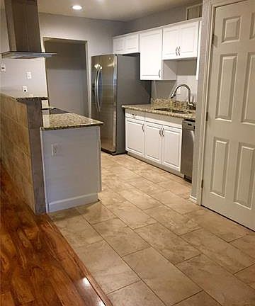 2nd image of 554 Cumberland Dr