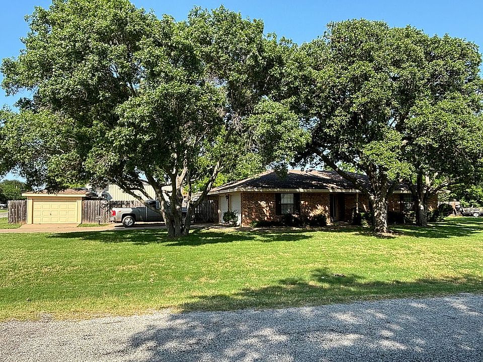 1st image of 315 Schooner Dr