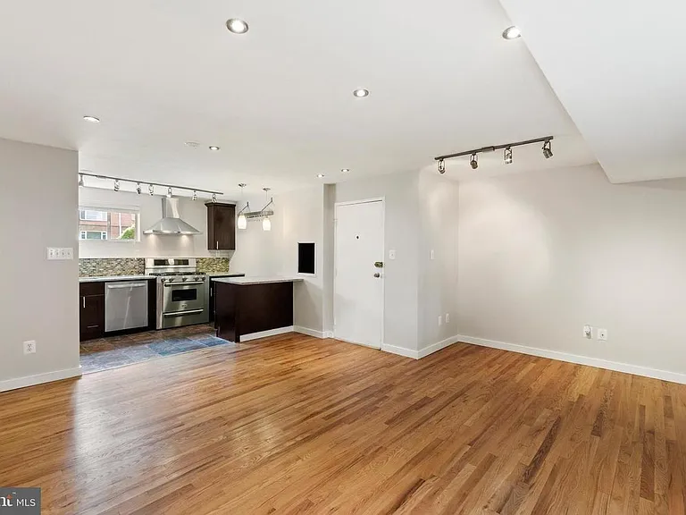 10411 Montrose Ave #2 — Photo 4