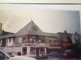 20101 Northern Blvd, Bayside, NY 11361
