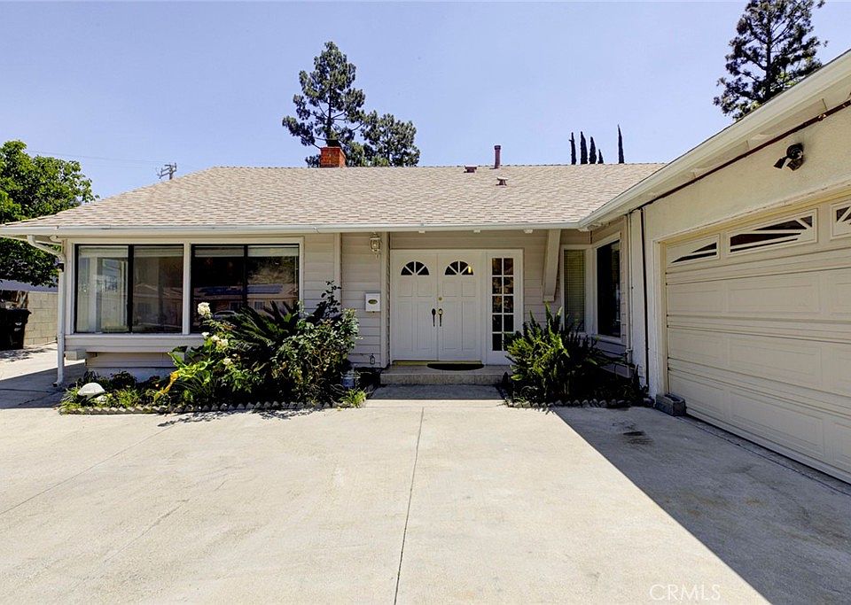 1st image of 6916 Estepa Dr