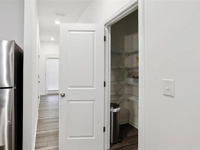 4140 Kingsbere Way — Photo 6