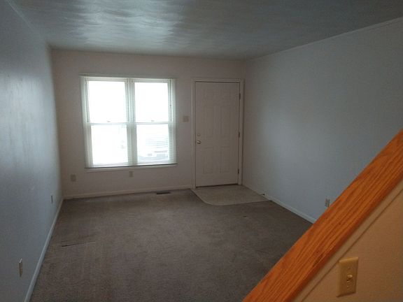 2nd image of 2227 Bel Air Dr