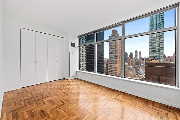 Rented by Douglas Elliman | media 23