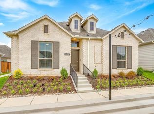 10434 Peonia St, Fort Worth, TX 76126