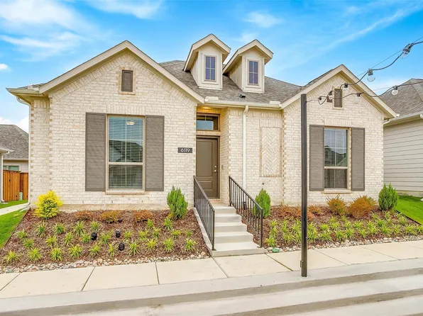 10434 Peonia St, Fort Worth, TX 76126