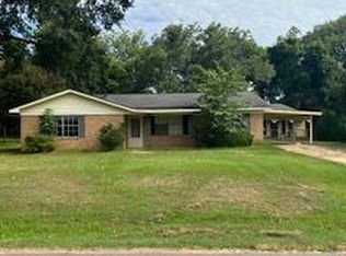 754 Maple Ave, Cushing, TX 75760