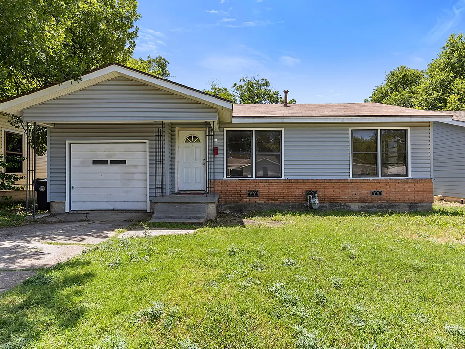 3404 Leland Ave