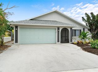 645 109th Ave N, Naples, FL 34108