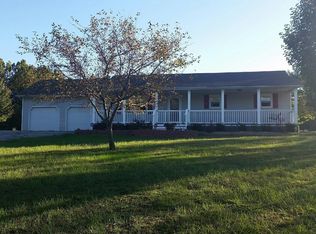 16889 Old Creal Springs Rd, Marion, IL 62959