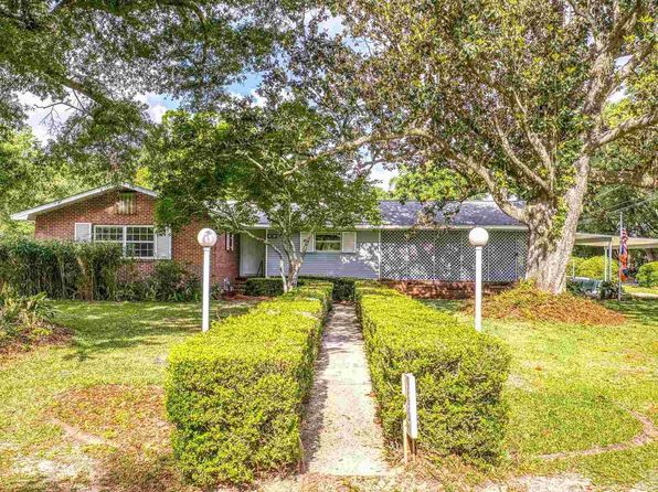 9661 Holsberry Rd, Pensacola, FL 32534
