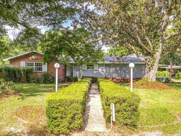 9661 Holsberry Rd, Pensacola, FL 32534