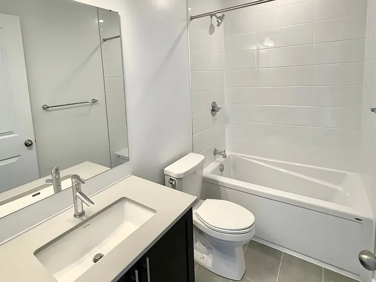 300 G Tulum Cres #I — Photo 14