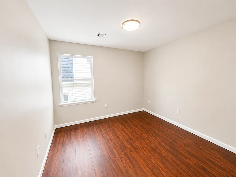 857 S 14th St #3 — Photo 9