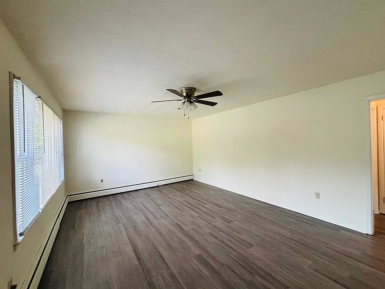 188AB - 315 Reynolds Ave. DM — Photo 11