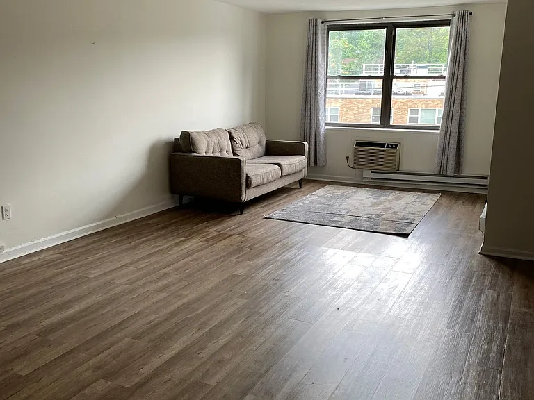 1160 Richmond Rd #5G — Photo 6