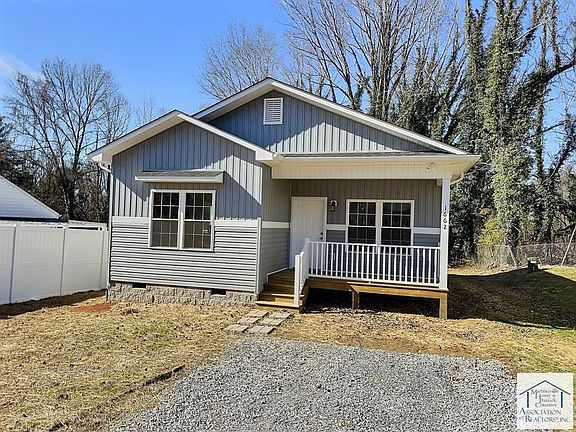 3rd image of 1662 Stultz Rd