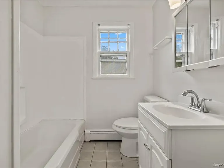 281 Old Haverstraw Rd — Photo 20