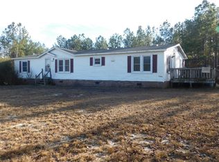 22300 Polar Bridge Rd, Laurel Hill, NC 28351