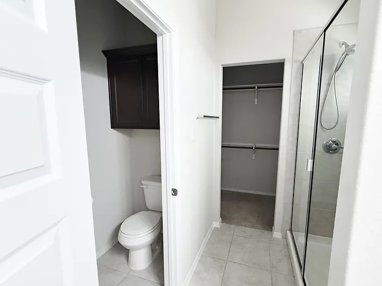 139 Lyndon Dr — Photo 16