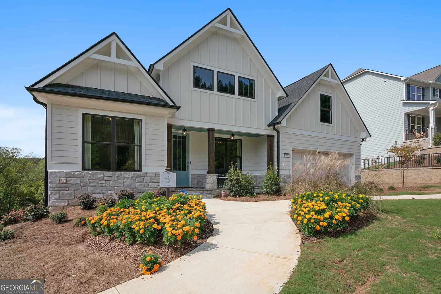 57 Riverwalk Manor Dr photo 1